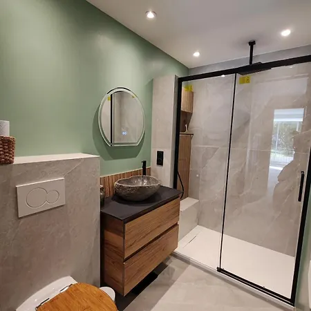 Appartement 2p Apaisant Proche Et Golf Cannes